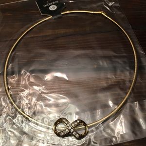 NWT 18" Gold Omega with slide